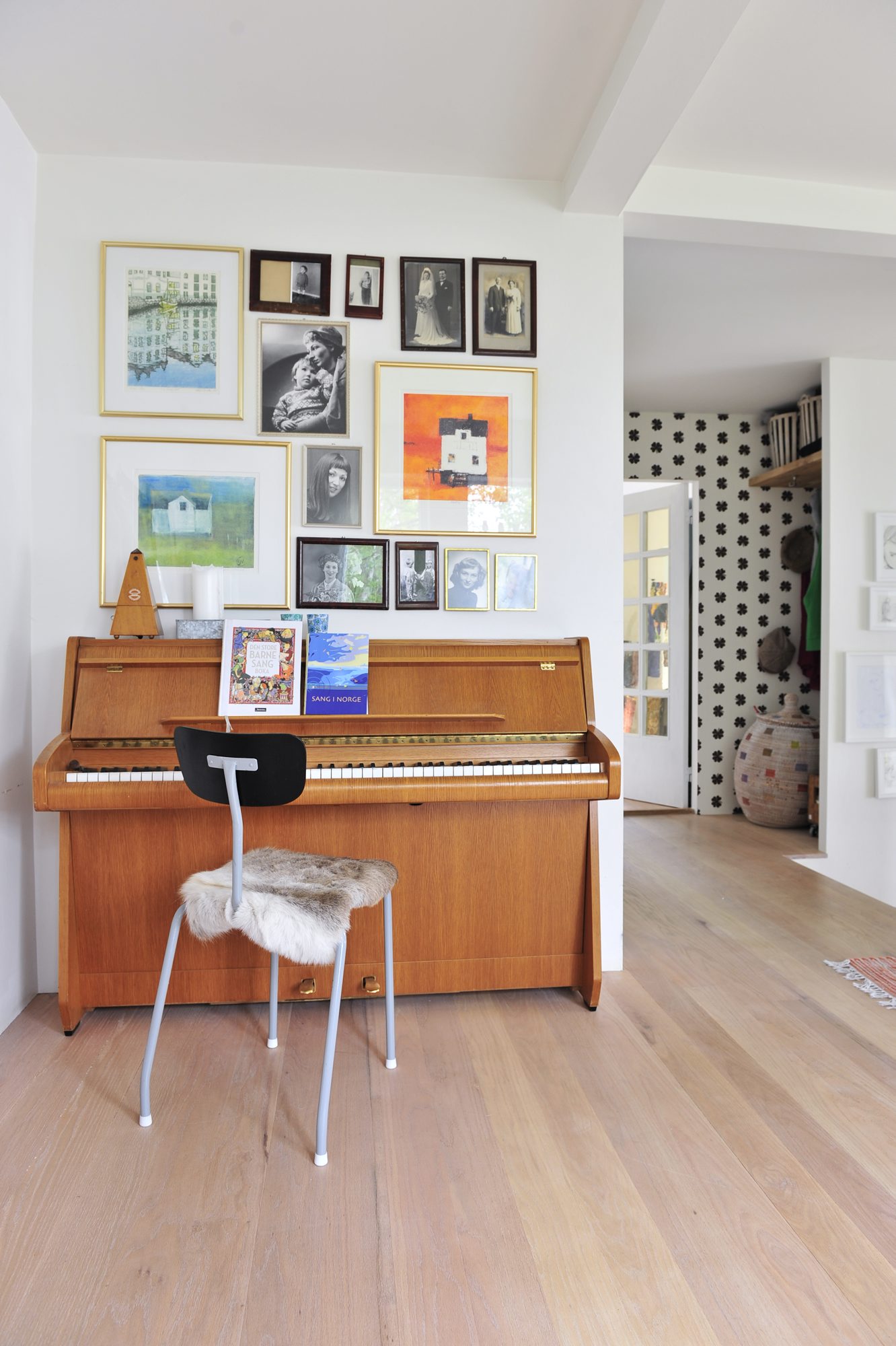 Dekorer rundt piano